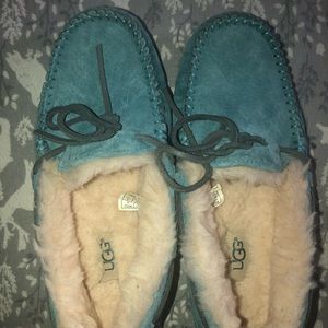 Ugg moccasins size 6